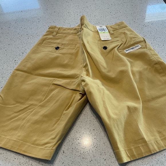 Dockers men’s shorts - Picture 2 of 6